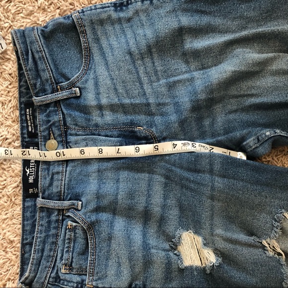 Hollister Mom Jeans - Picture 8 of 9